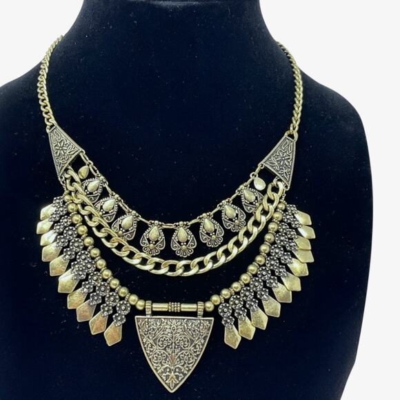 Neiman Marcus Antique Gold Statement Necklace & Earrings Set NWOT / NWT - Picture 2 of 6